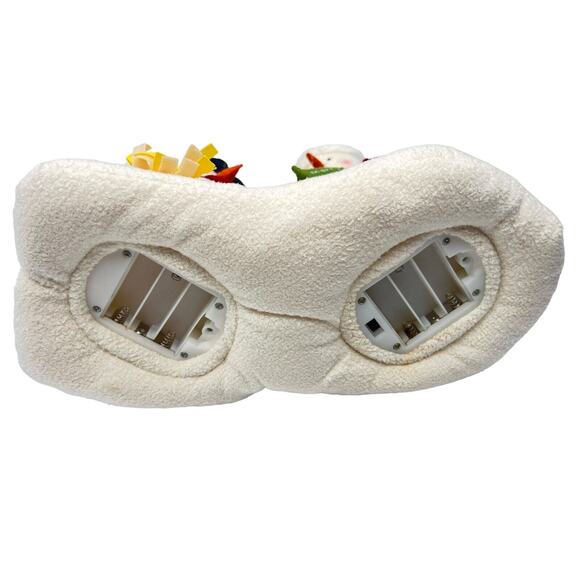 Hallmark Snowman Jingle Pals Mr/Mrs Snowman Animated Singing Plush 2003 - Picture 6 of 7